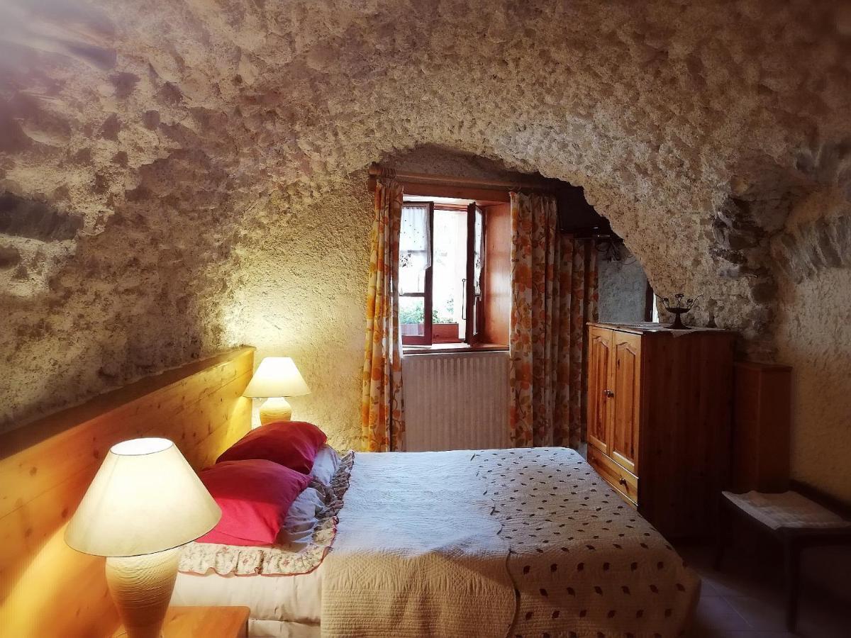 B&B Et Apartments Moulin Du Martinet ギエストル エクステリア 写真